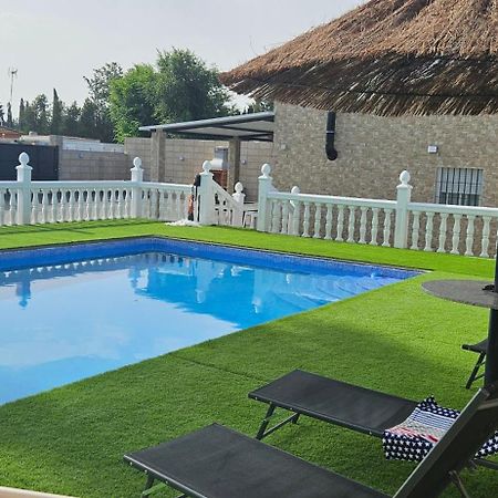 Chalet El Campillo Sevilla Bagian luar foto
